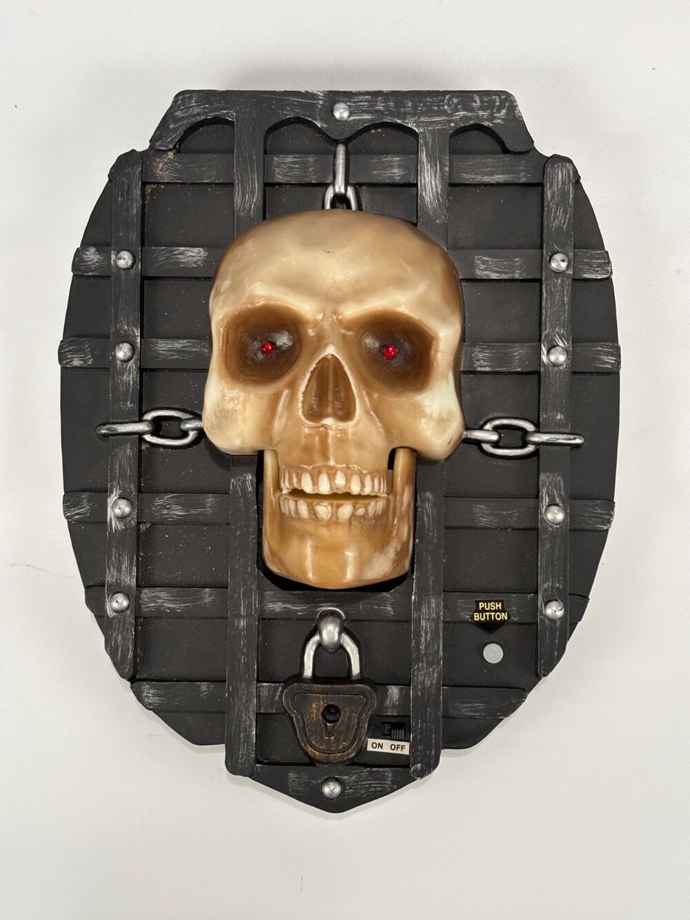 Vintage Gemmy Singing Skull Halloween Soul Man Motion Activated Wall Hanging